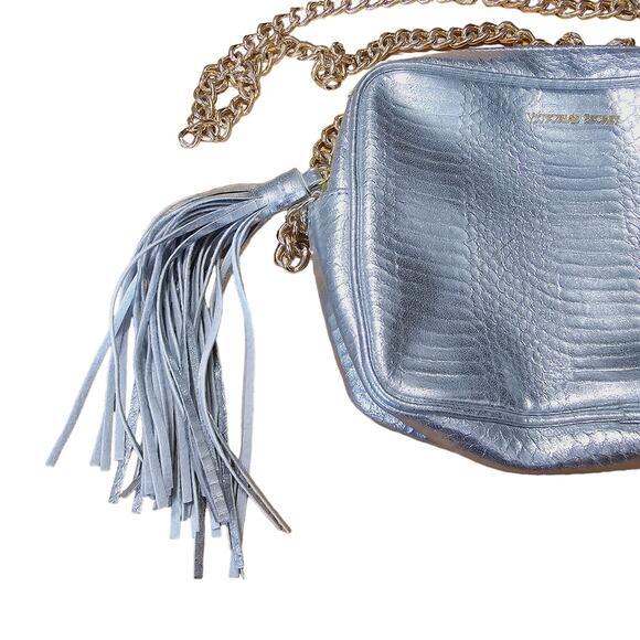 Victoria's Secret Metallic Silver Faux Snake Skin Crossbody Gold Chain Purse - Picture 12 of 14